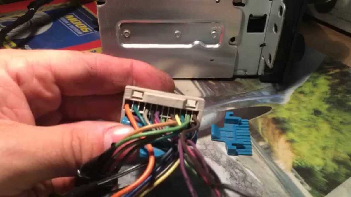 2007 gmc yukon radio wiring diagram