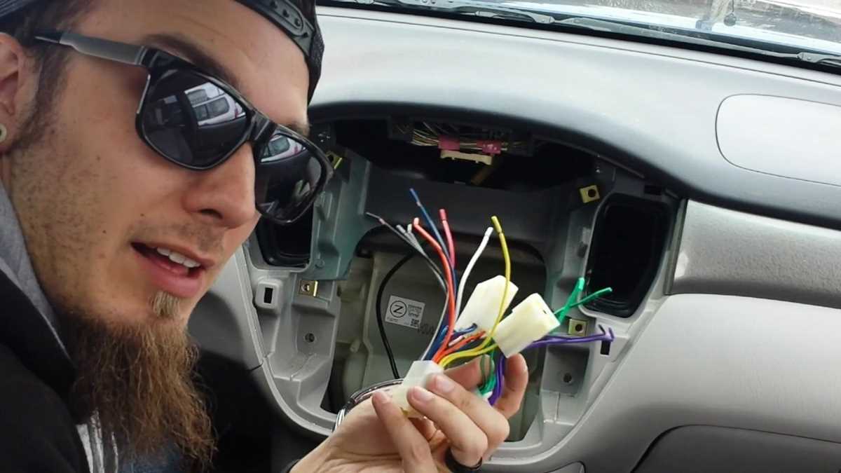 2007 toyota highlander stereo wiring diagram
