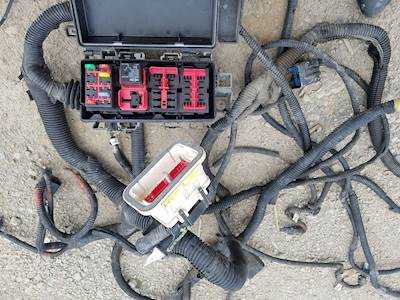 2013 freightliner cascadia wiring diagram